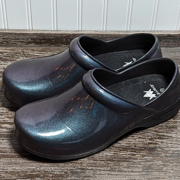 Anywear Women's Multicolor Nursing Slip Resistant Comfort Clogs Size 11 - Picture 3 of 6